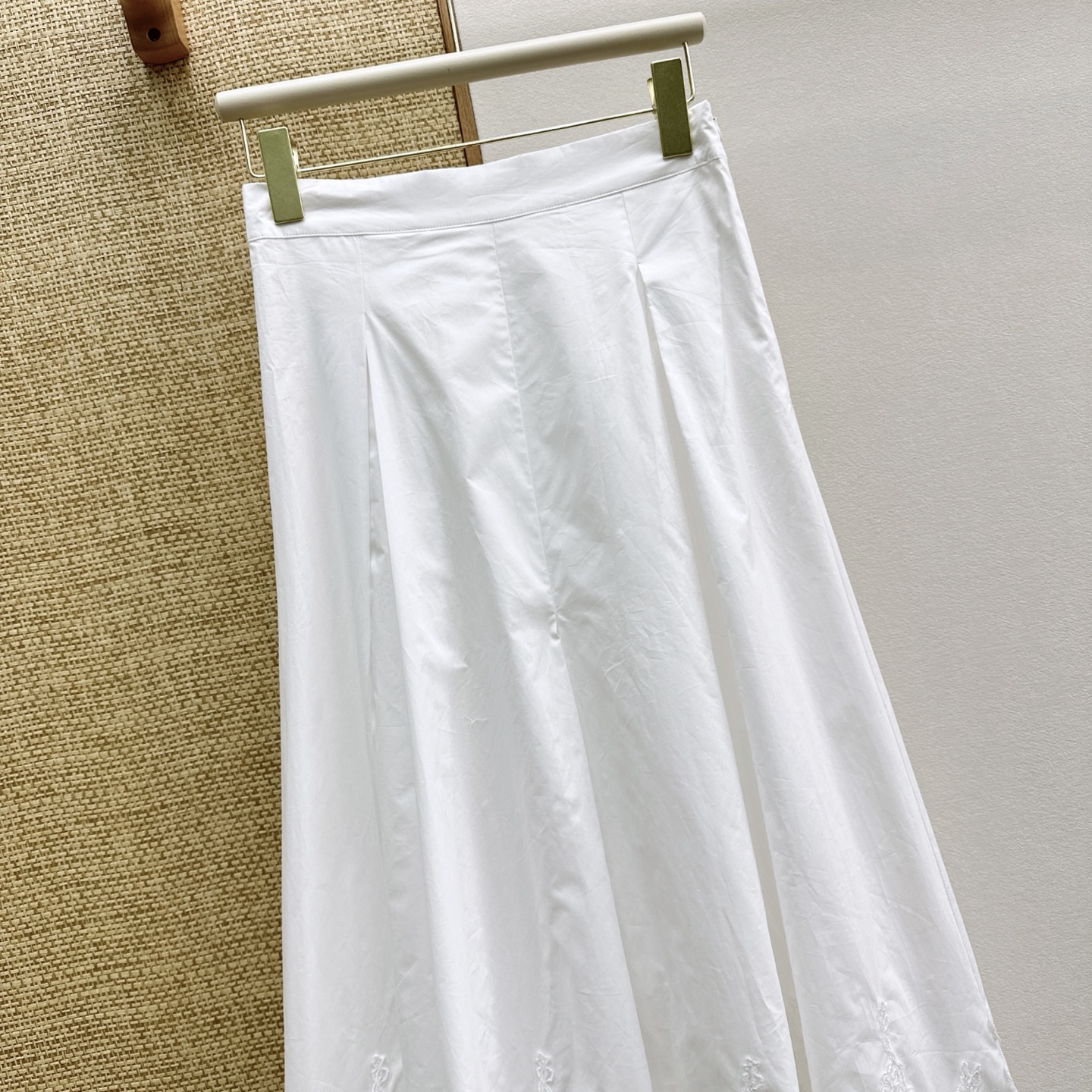 skirts and dresses woman